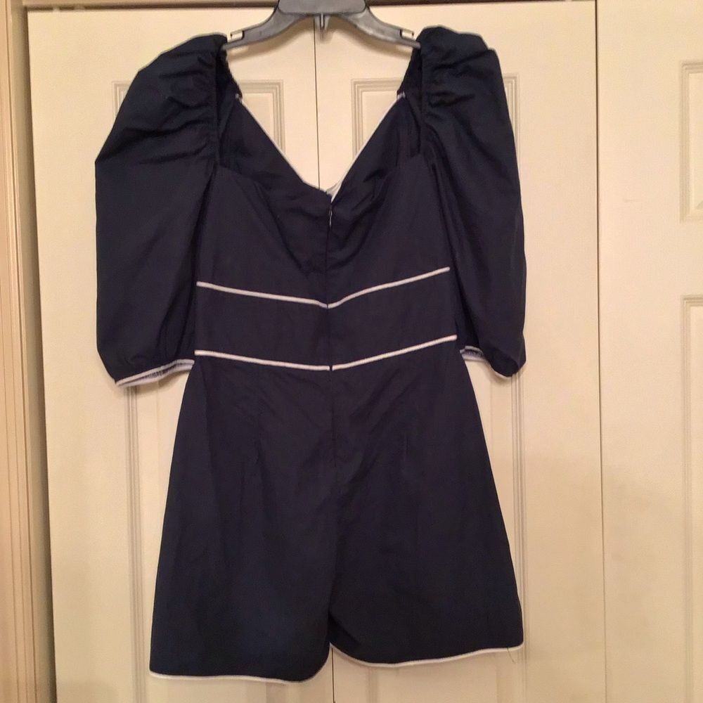 Matador Wide-Leg Romper, Navy/White
NEVER A WALLFLOWER - Picture 5 of 6